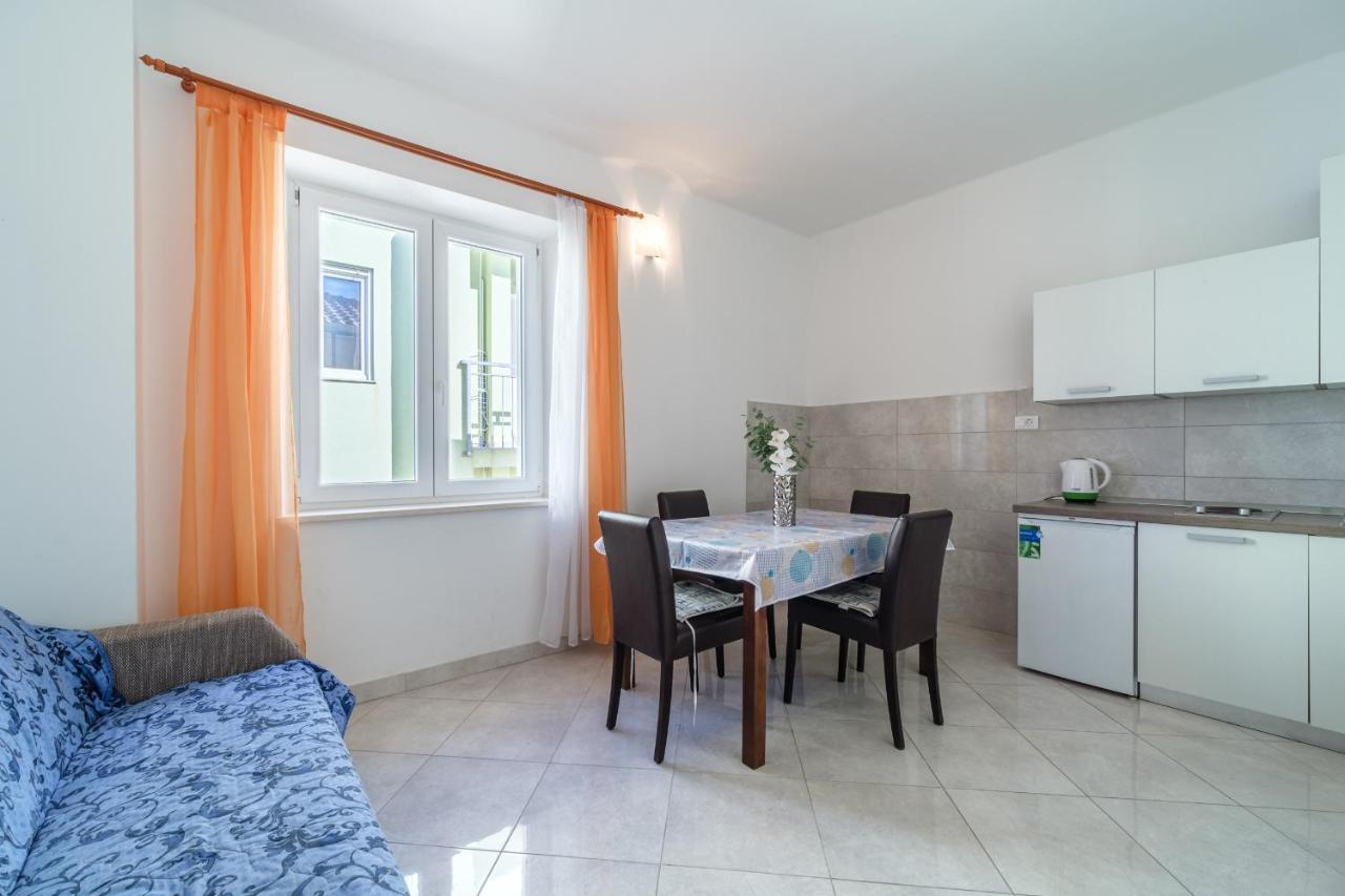 بودْسْتغانا Beach Paradise Apartments المظهر الخارجي الصورة